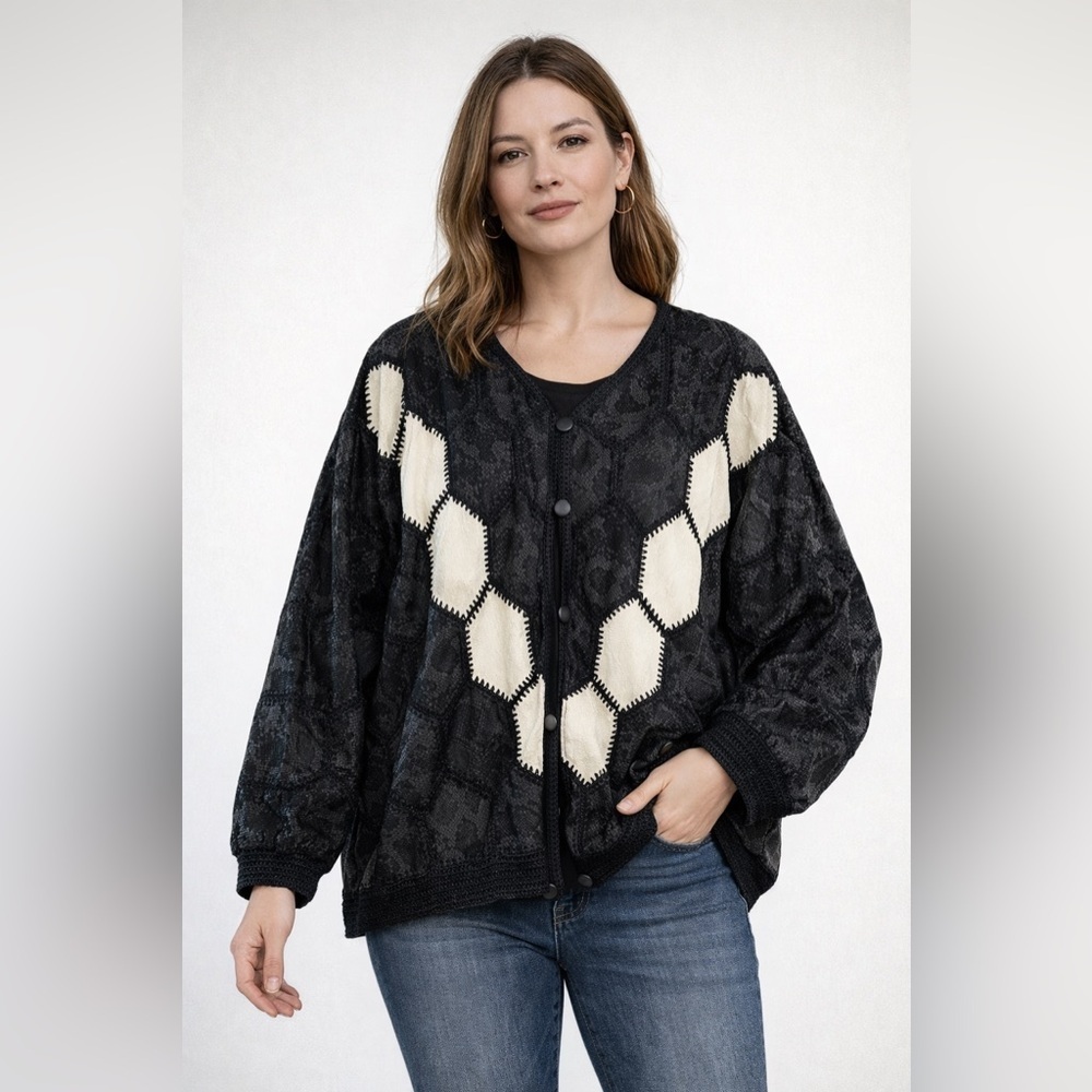 VTG Talk of the Walk Patchwork Leather Jacket | Black Snakeskin Statement Coat